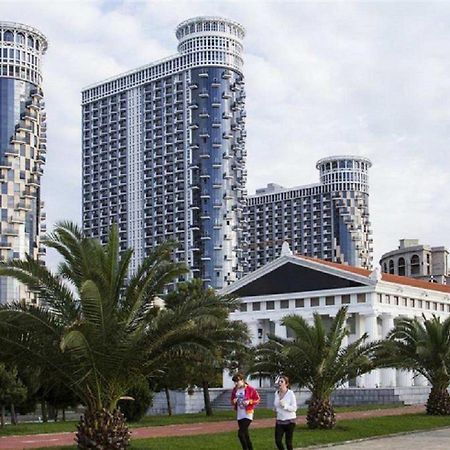 Orbi Sea Towers Batumi Apartamento Exterior foto