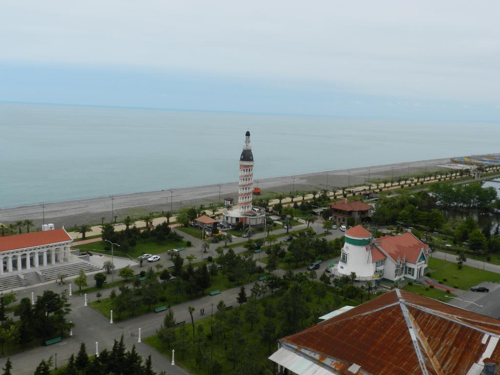 Orbi Sea Towers Batumi Apartamento Exterior foto