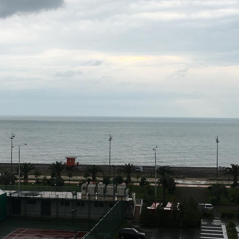 Orbi Sea Towers Batumi Apartamento Exterior foto